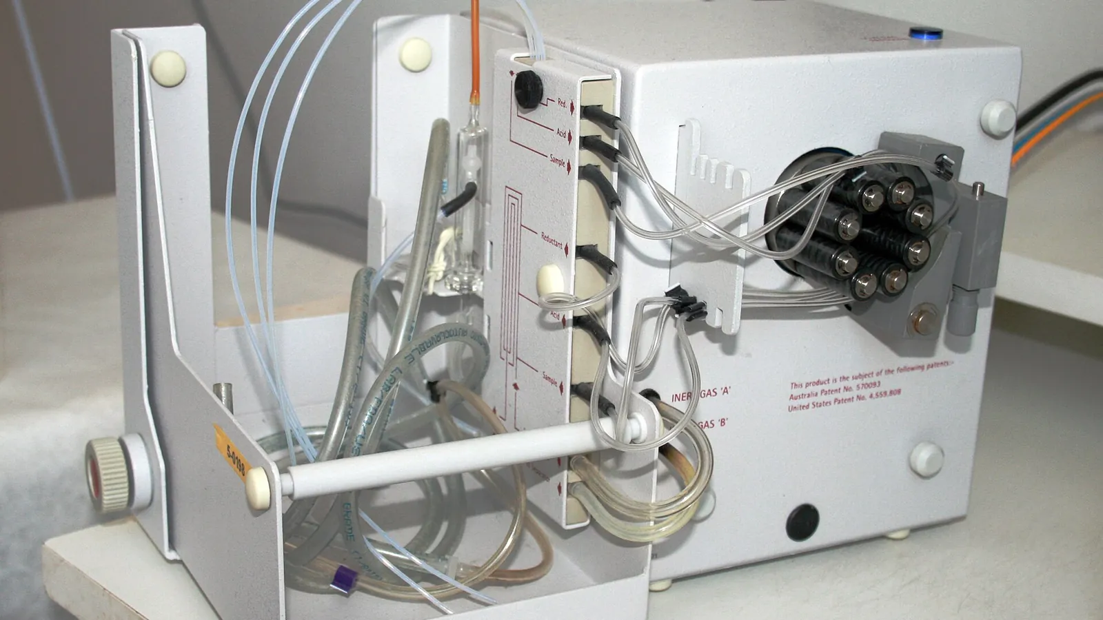 Multi-channel dosing unit loaded with clear tubing